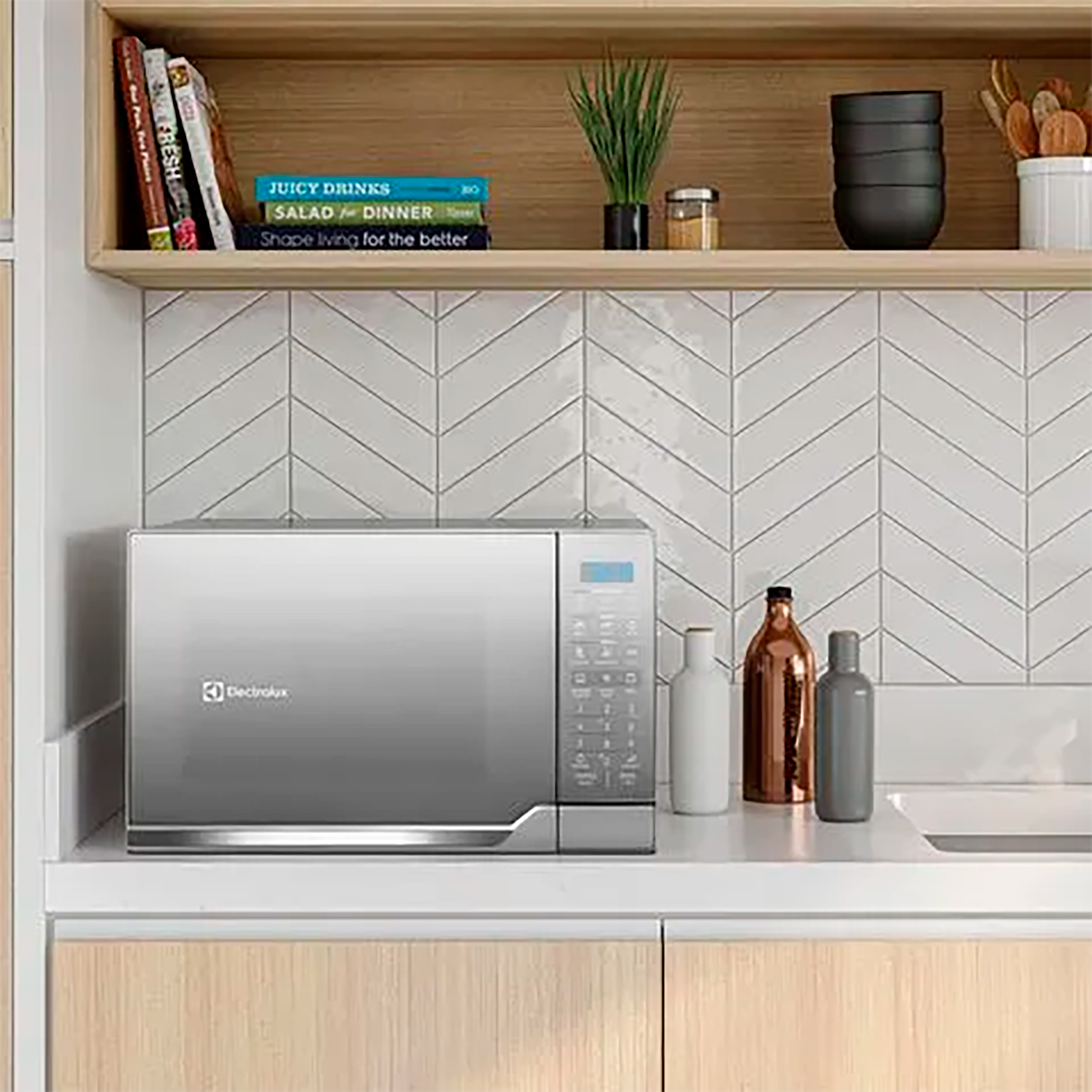 Horno Microondas Electrolux 30L Función Grill Gris EMDO30G3GSLUG