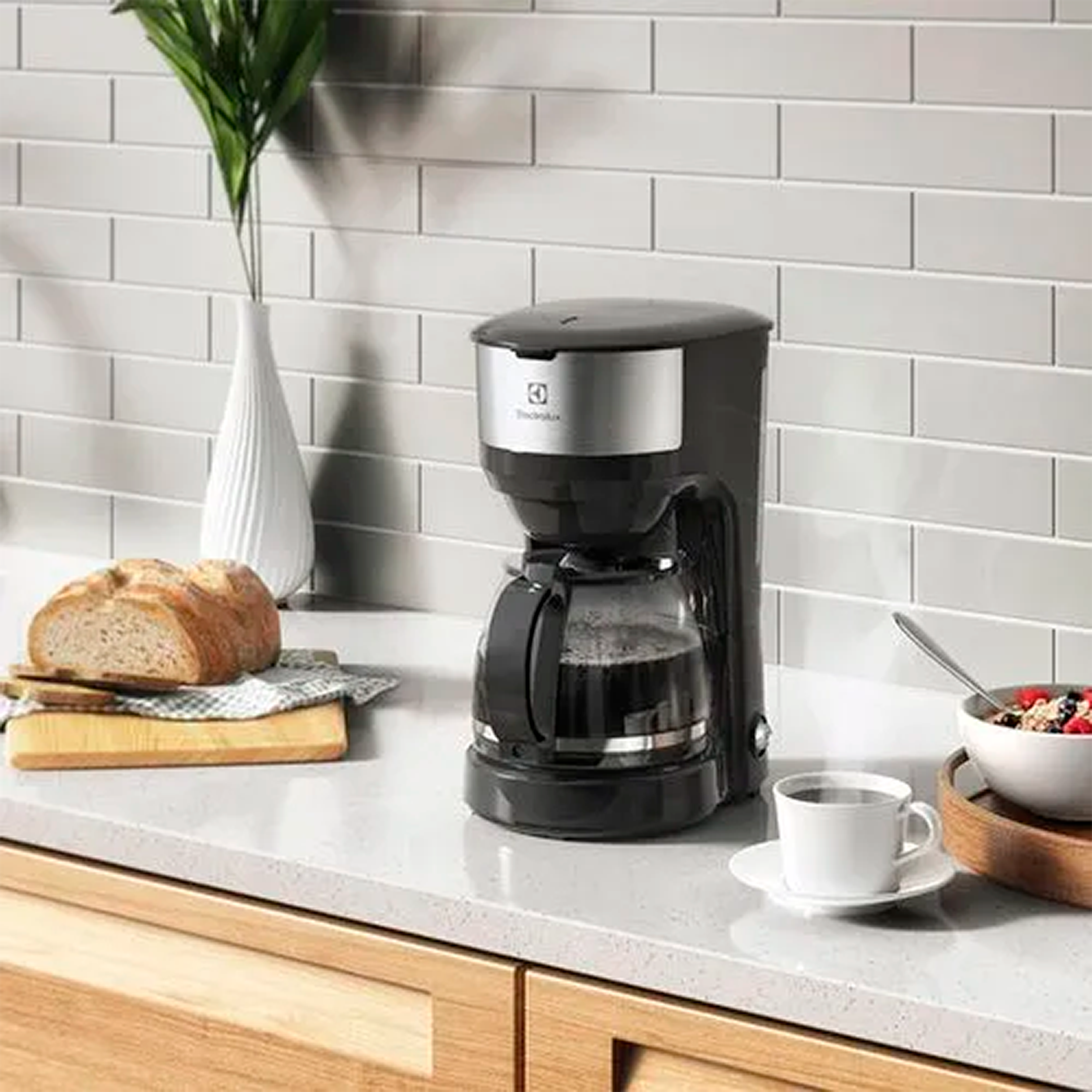 CAFETERA 800W N ELECTROLUX