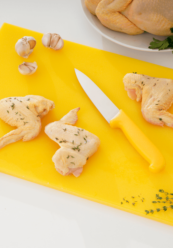 CUCHILLO 6" MULTIUSOS AMARILLO INCAMNETA