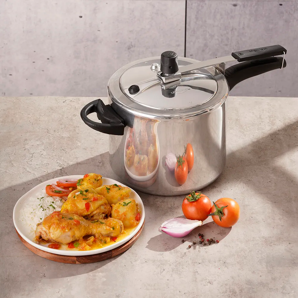 OLLA A PRESION ESENCIAL 6L UNIVERSAL LAN