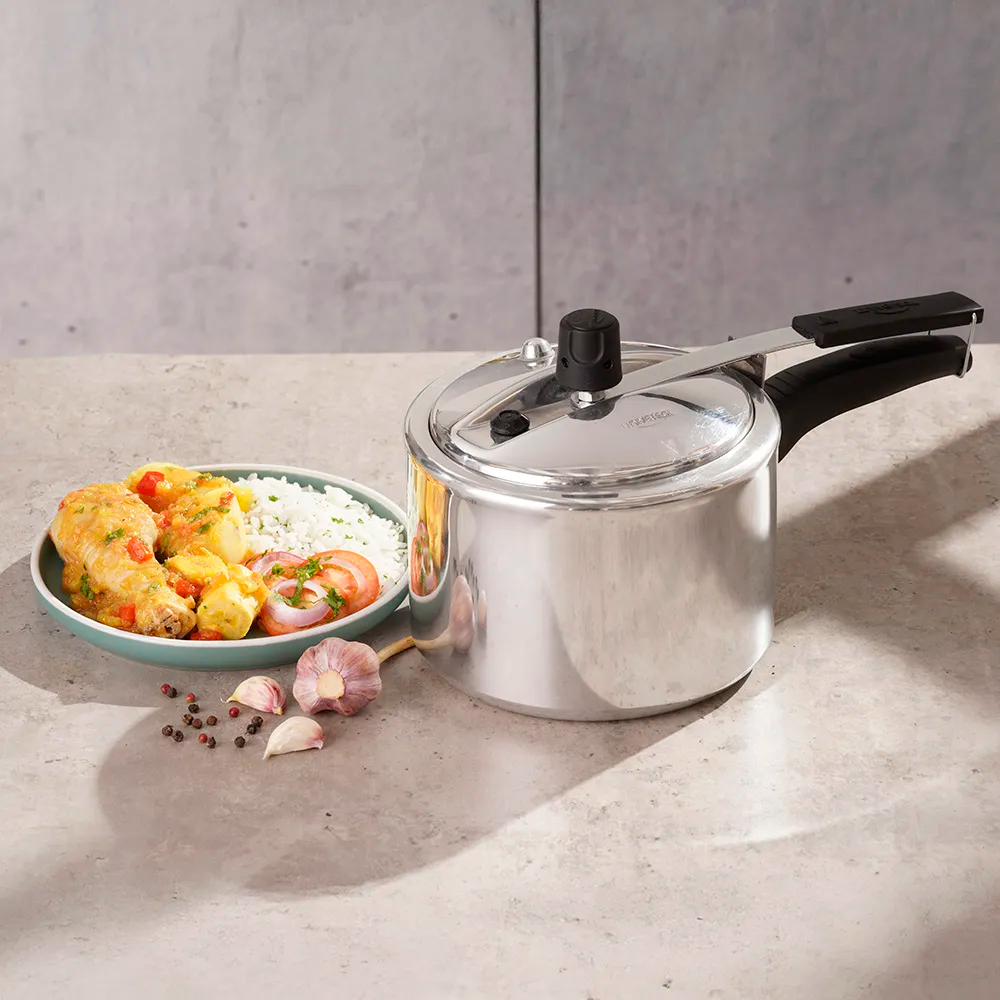 OLLA A PRESION ESENCIAL 3L UNIVERSAL