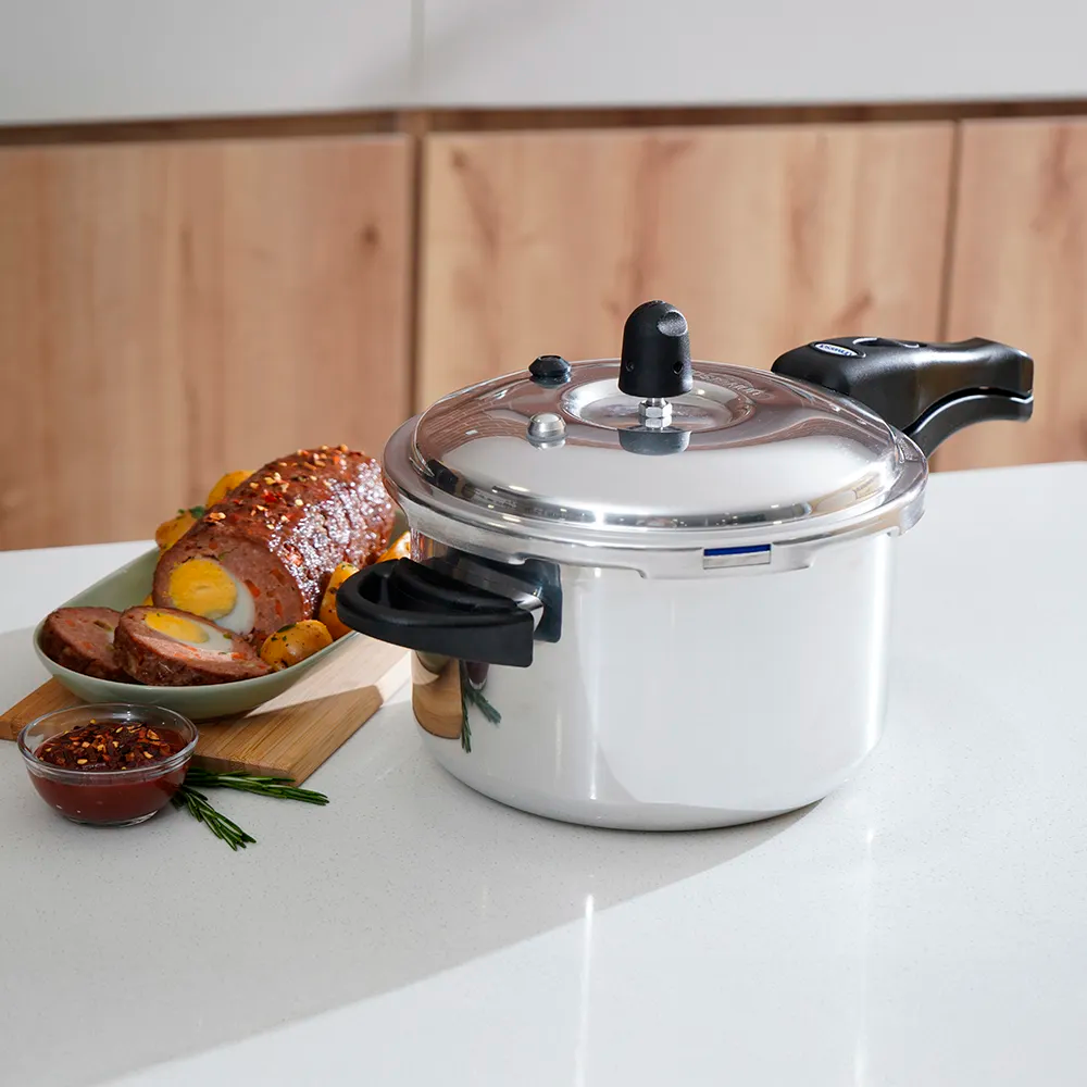 OLLA PRESION ULTRA CE 4.5L UNIVERSAL