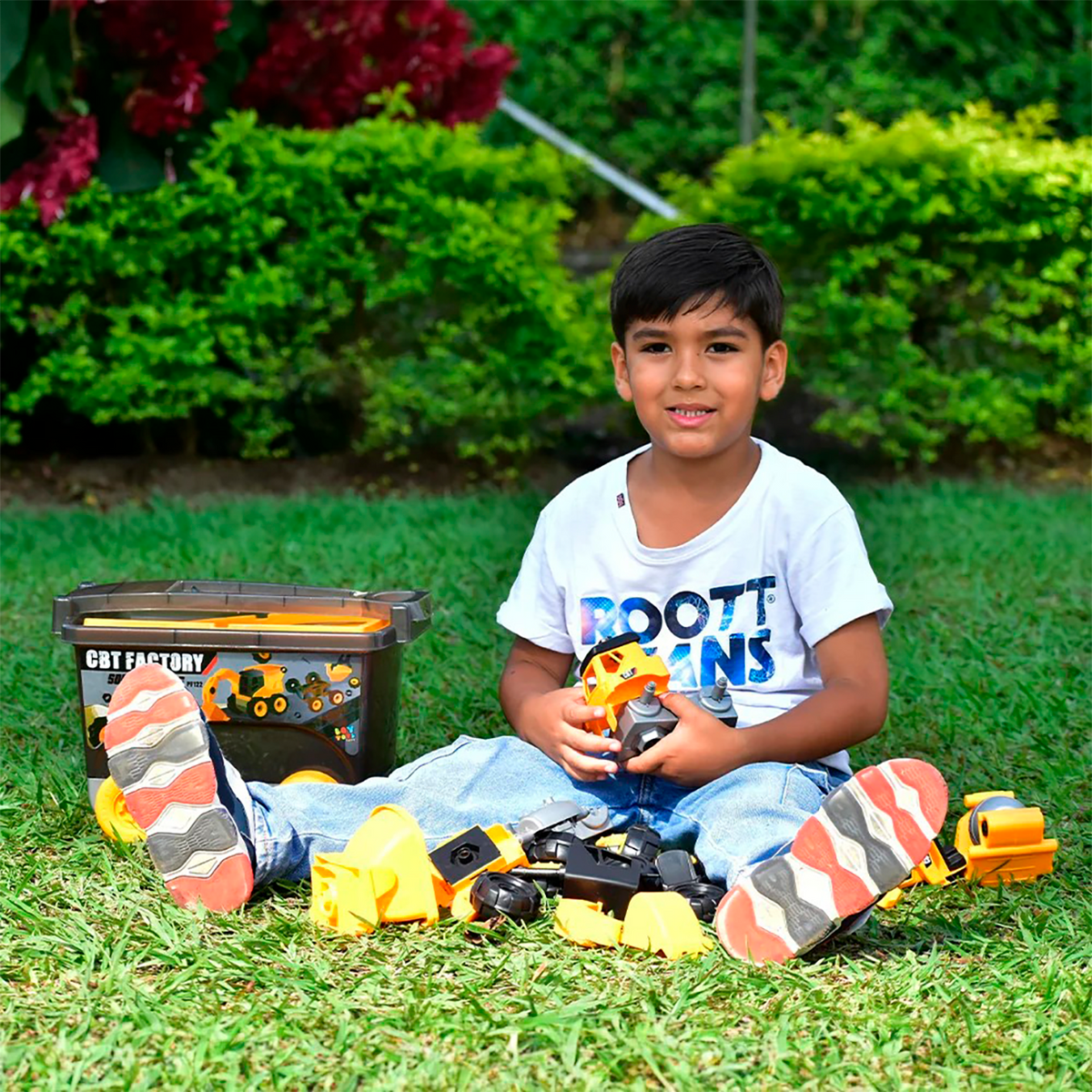 CBT FACTORY SOBRE RUEDAS BOY TOYS