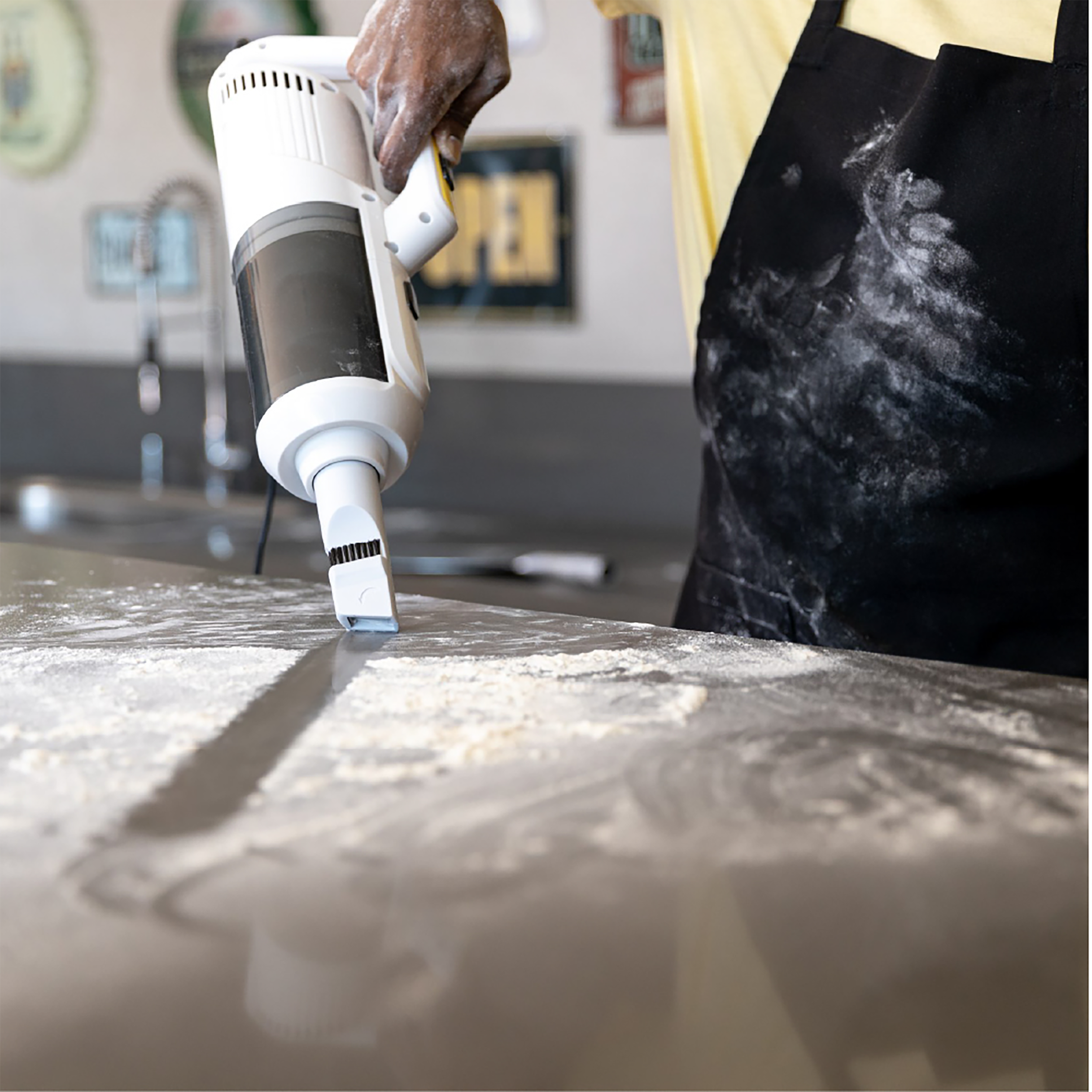 Aspiradora Vertical 2 en 1 VCL2 Karcher