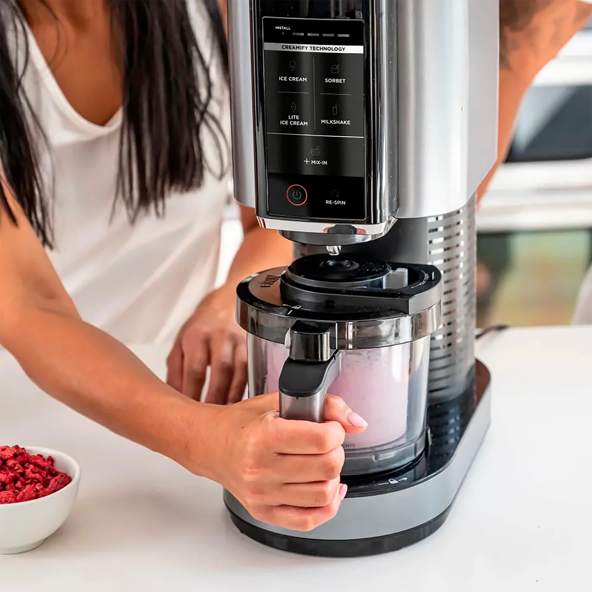 MAQUINA PARA HELADOS CREAMI NINJA