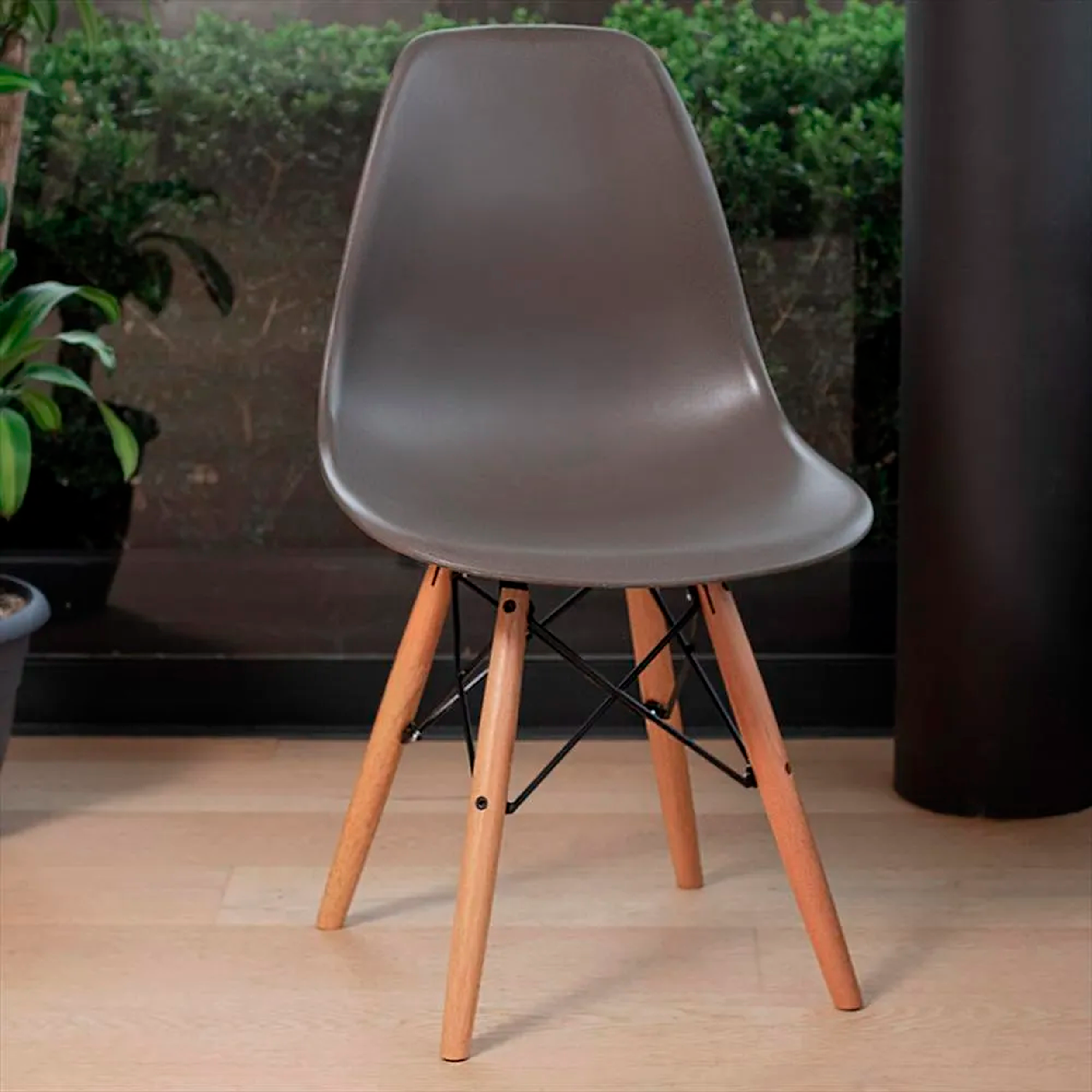 SILLA MODER EIFFEL MOCCA MQ