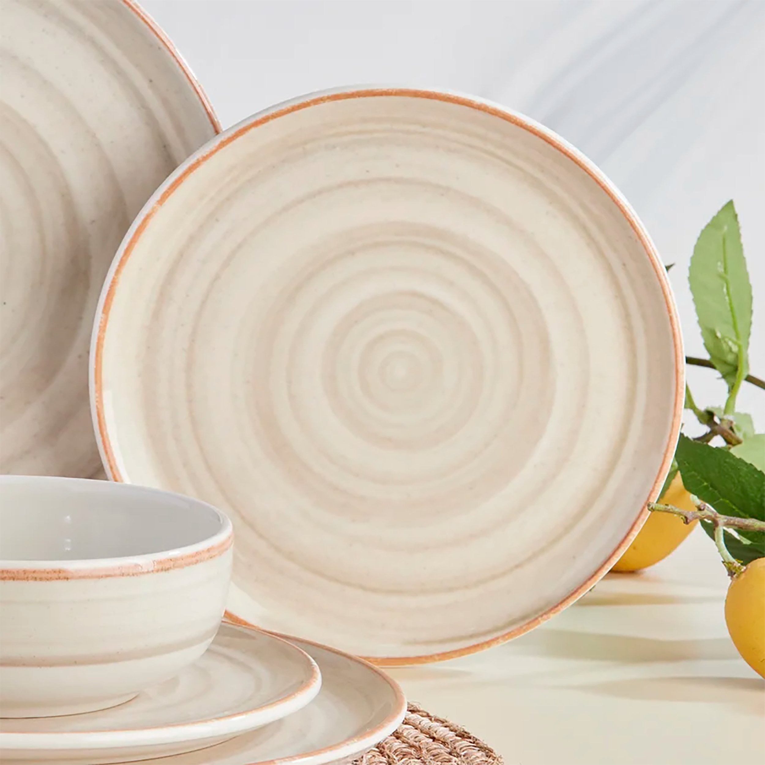 PLATO POSTRE 21.4CM CAOBA GRIS CORONA