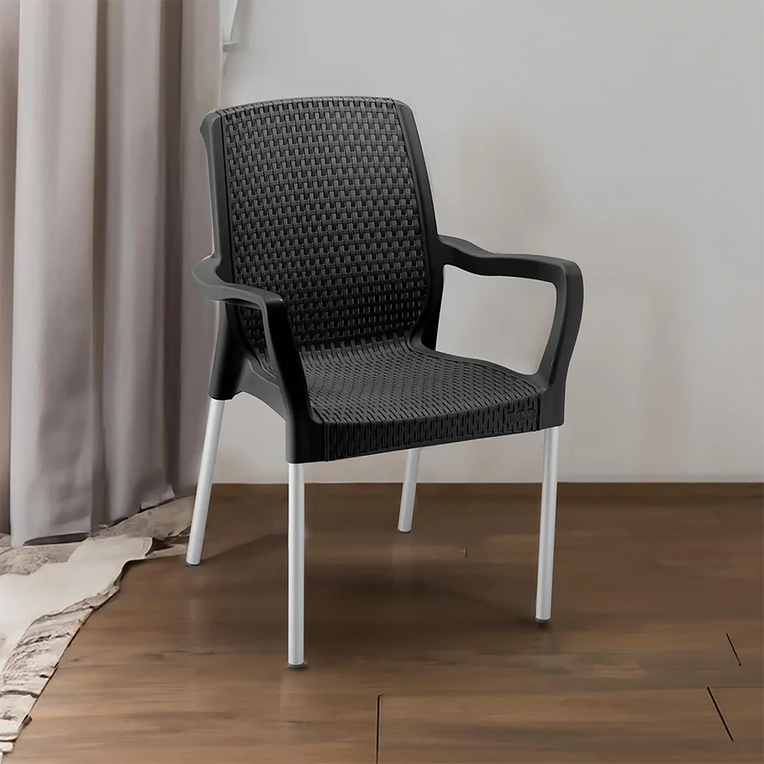 Silla Con Brazos Shia Negra Rimax